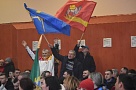 Поднялись на три ступеньки вверх