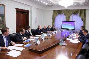 Губернатор провёл совещание о безопасности на дорогах