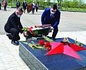 Глава Нагайбакского района возложил венок в парке Победы 