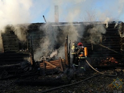 Люди погибли при пожаре в Нагайбакском районе 