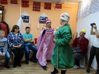 Познакомились с нагайбакской азбукой и поучились у рукодельниц
