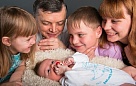 Утверждены новые выплаты семьям с детьми 