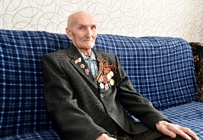 Айтуганов Федор Ильич — единственный на сегодня оставшийся в живых участник Великой Отечественной войны в п.Остроленский