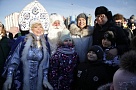 Алексей Текслер исполнил новогодние желания детей