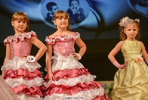 Вы близняшки? Есть шанс победить в конкурсе!