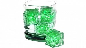 Коммунальщики Нагайбакского района «покрасили» улицу в посёлке