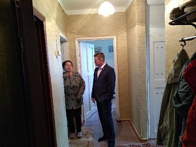 Глава Нагайбакского района встретился с парижанами, пострадавшими от затопления