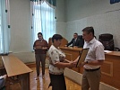Наградили в честь профессиональных праздников