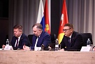 Алексей Текслер провёл выездное областное совещание с членами регионального правительства и главами муниципалитетов в Южноуральске
