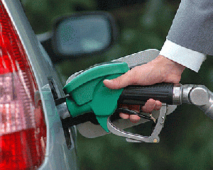 Что заливаем в бензобак?