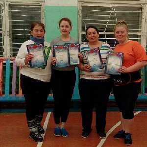 В Париже постреляли в честь Дня защитника Отечества