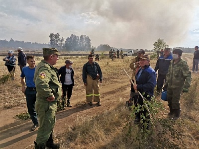 Жители Нагайбакского района объединились в борьбе  с огненной стихией