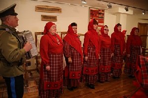 Нагайбакских педагогов научат играть на домбре и гуслях