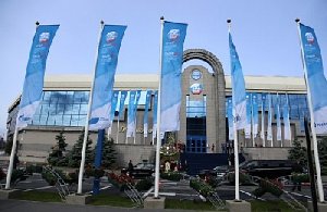 Губернатор поедет в Питер