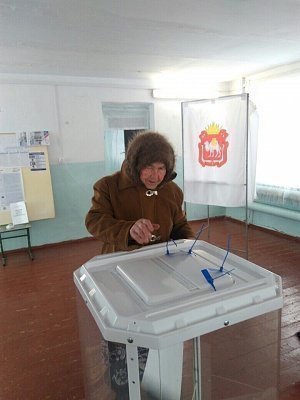 Ровесница Нагайбакского района приняла участие в голосовании