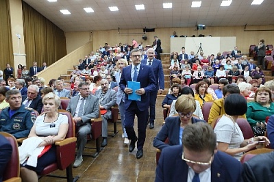Алексей Текслер: «Начинать нужно именно с образования»