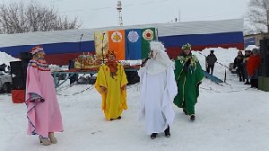 Пляски, игры, шашлыки и блины!