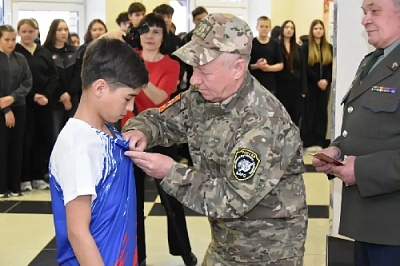 Чествовали юных волонтёров