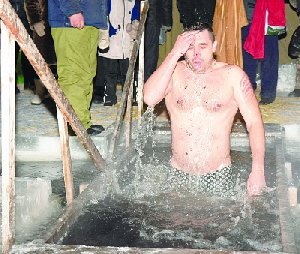 Купание в святой воде прошло без происшествий