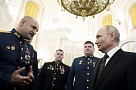 Именно действующий Президент сохраняет сильную экономику несмотря на санкции
