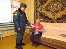 Огнеборцы Нагайбакского района тоже поздравили бабушек!