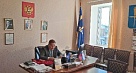 А много ль корова даёт молока?