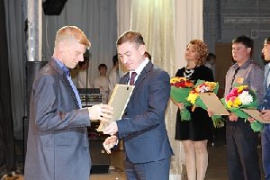 На Дне компании «СИТНО» наградили представителей Нагайбакского района