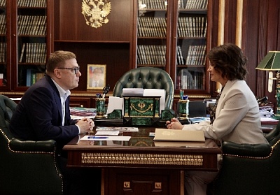 Сенатор Маргарита Павлова представила губернатору годовой отчет о работе в Совете Федерации